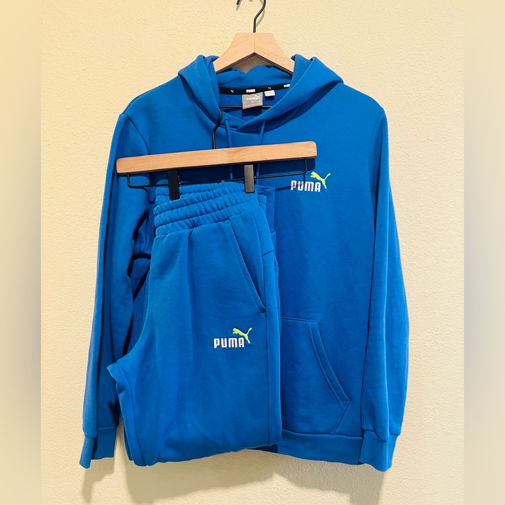 Mens Medium Puma Hoodie & Jogger Set